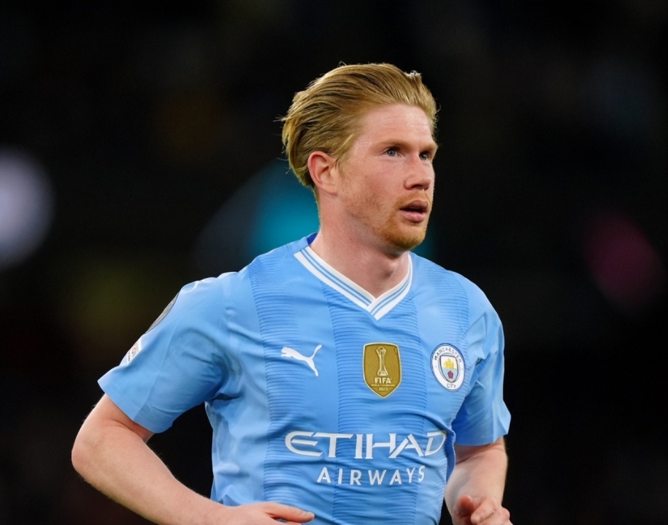 扑克中如何避免过度进攻（扑克对局中防止过于激进的策略）